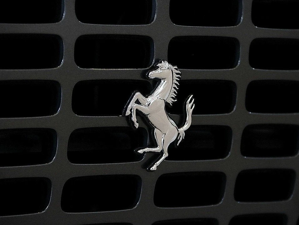 2024 Ferrari Roma Spider - Image 21 of 31