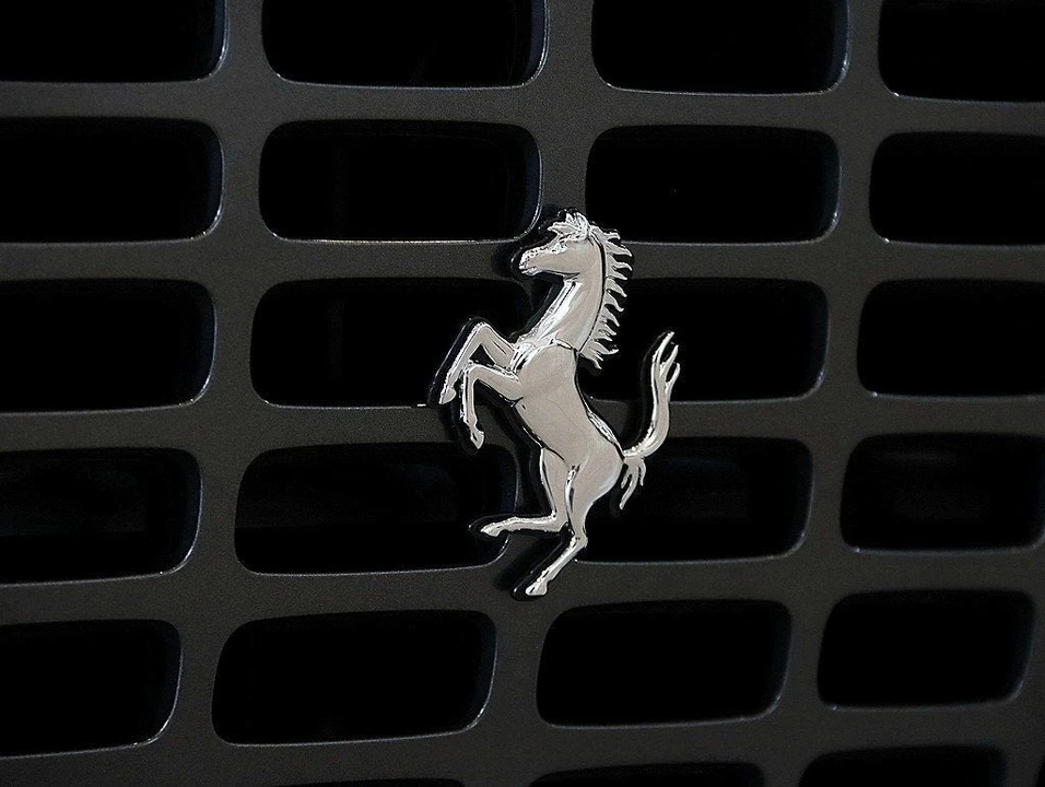 2024 Ferrari Roma Spider - Image 21 of 31