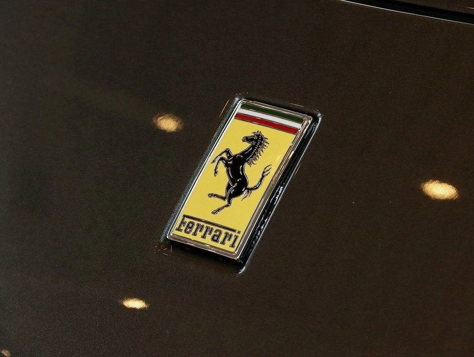 2024 Ferrari Roma Spider - Image 26 of 31
