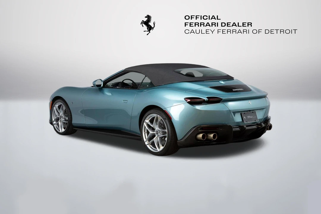 2024 Ferrari Roma Spider - Image 16 of 31