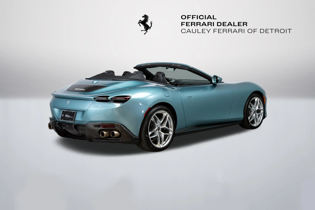 2024 Ferrari Roma Spider - Image 7 of 31