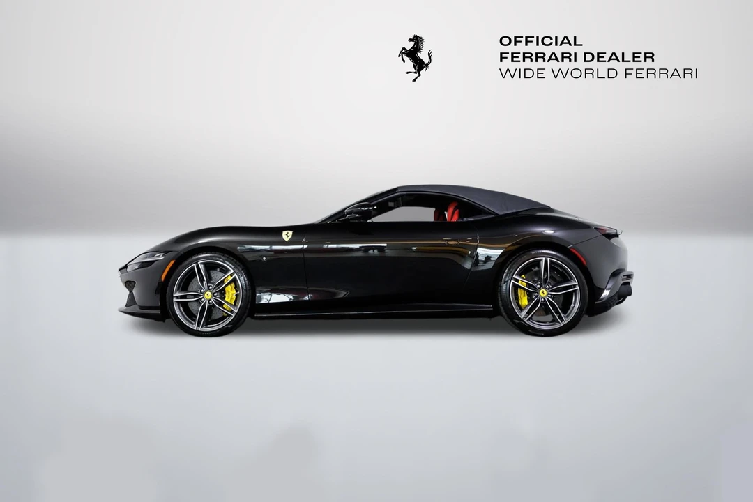 2024 Ferrari Roma Spider - Image 7 of 31
