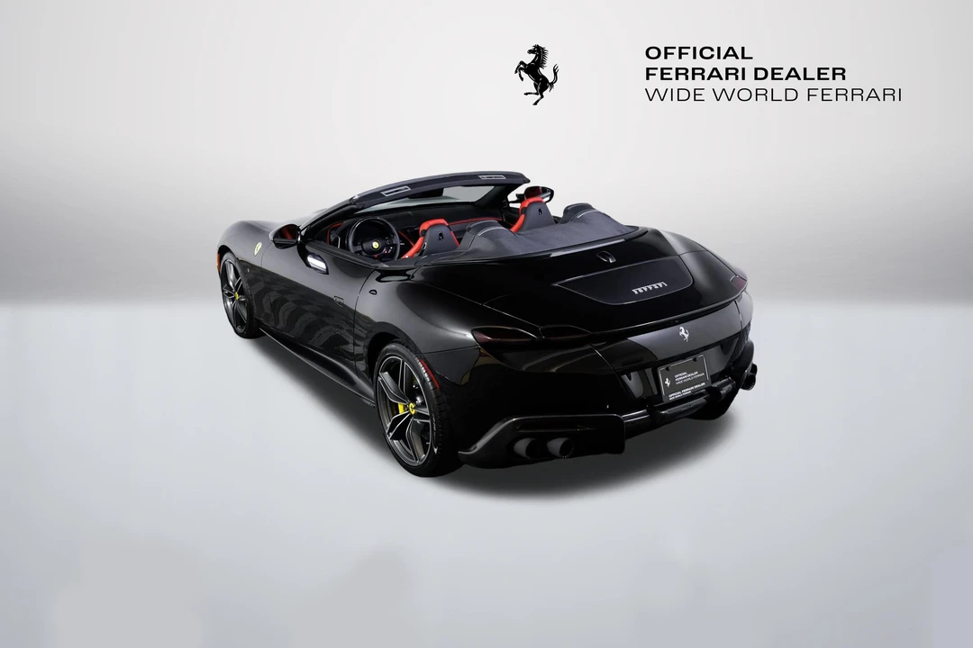 2024 Ferrari Roma Spider - Image 13 of 31