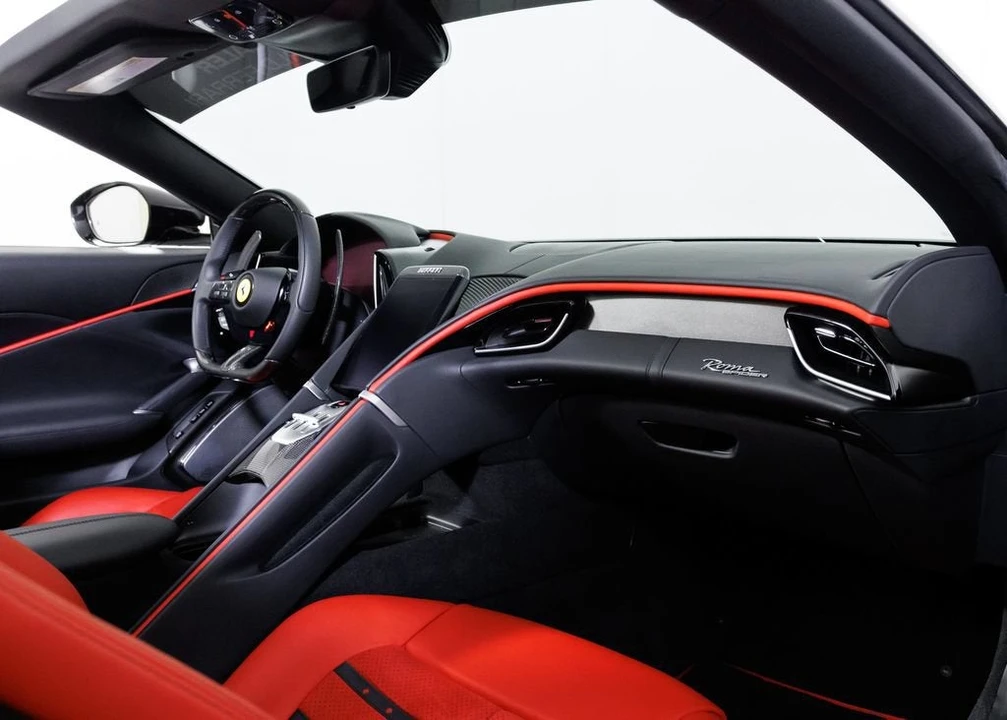 2024 Ferrari Roma Spider - Image 27 of 31