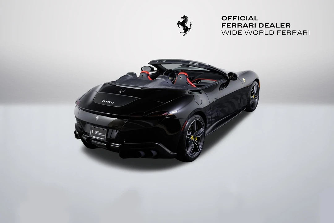 2024 Ferrari Roma Spider - Image 16 of 31