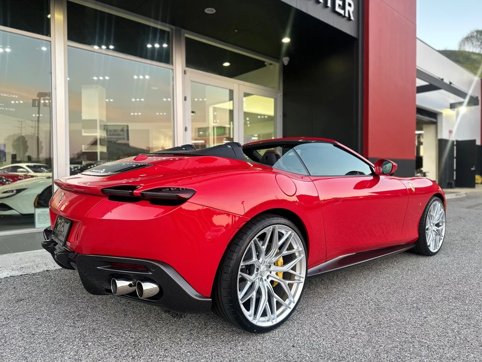 2024 Ferrari Roma Spider - Image 6 of 22
