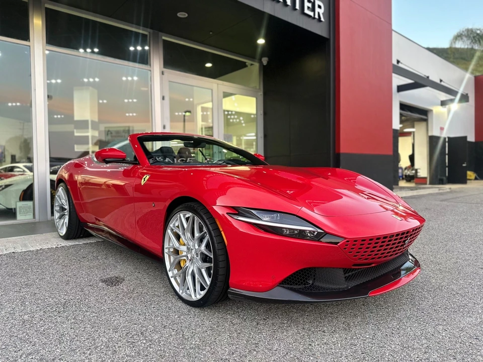 2024 Ferrari Roma Spider - Image 14 of 22