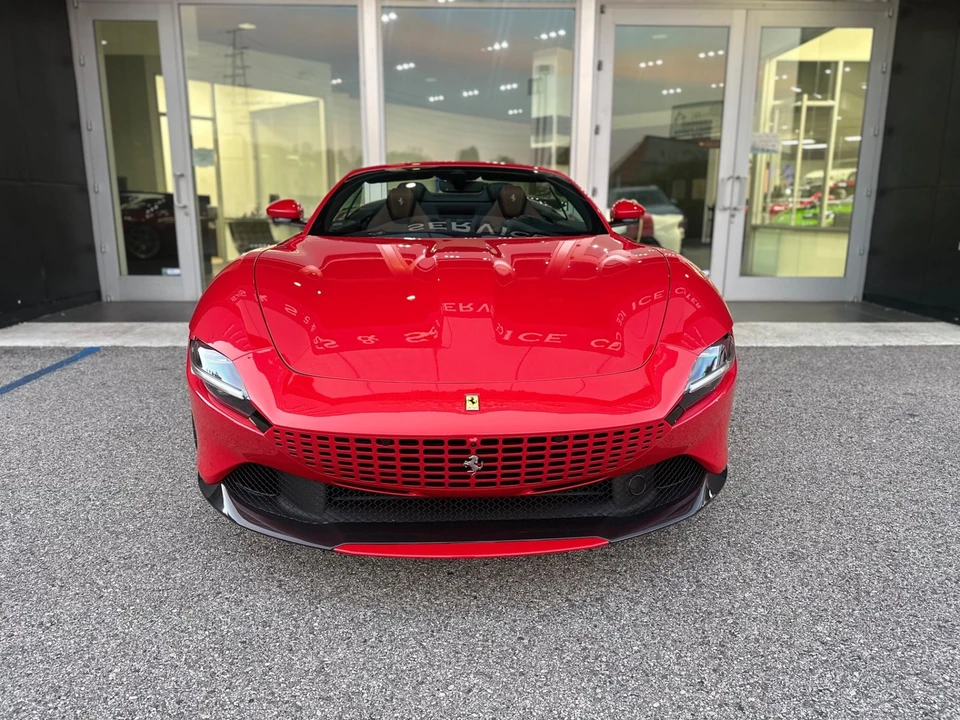 2024 Ferrari Roma Spider - Image 12 of 22