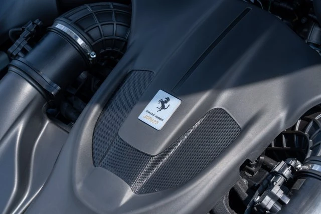 2024 Ferrari Roma Spider - Image 23 of 31