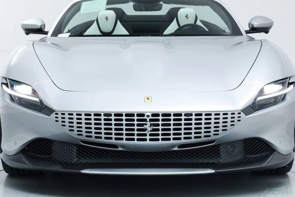 2024 Ferrari Roma Spider - Image 14 of 21