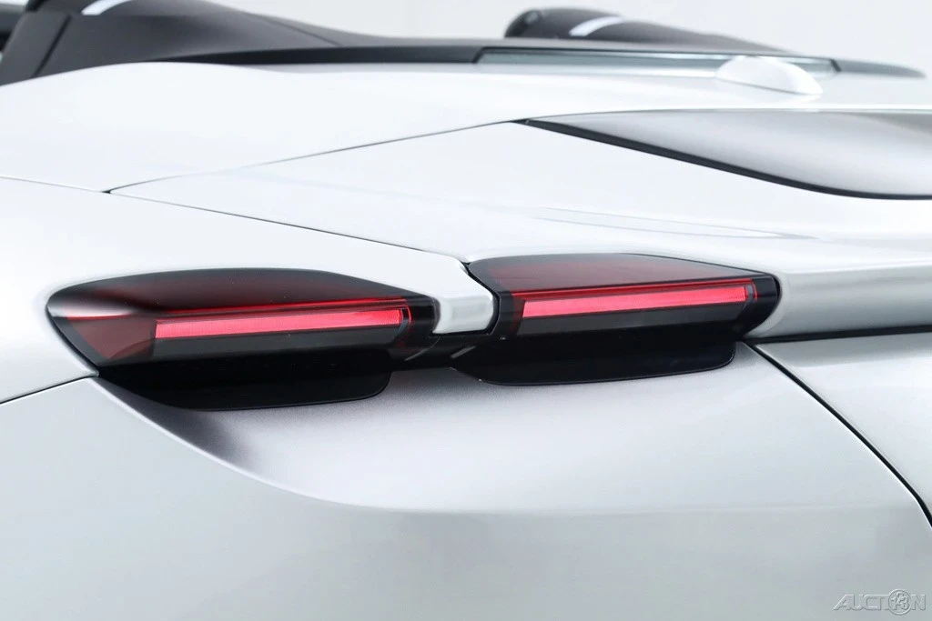 2024 Ferrari Roma Spider - Image 17 of 21