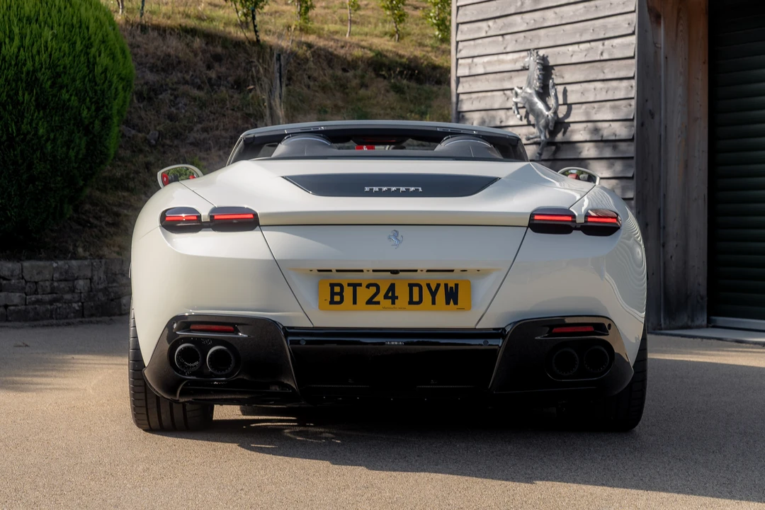 2024 Ferrari Roma Spider - Image 6 of 31