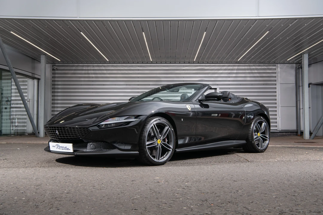 2024 Ferrari Roma Spider - Image 10 of 31