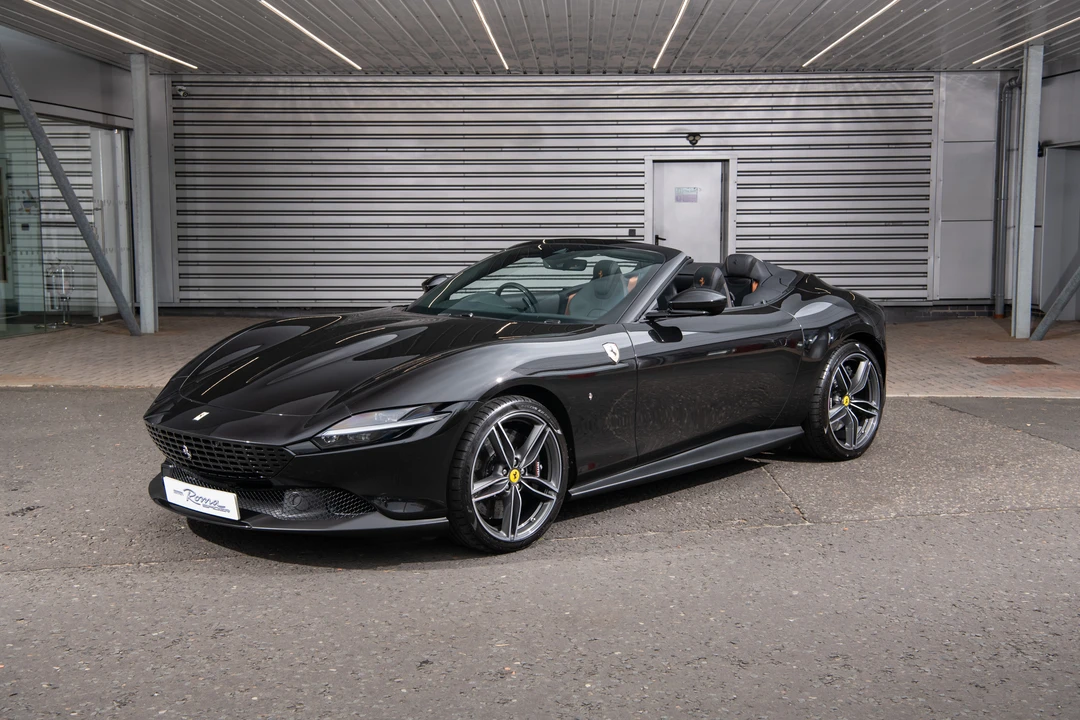 2024 Ferrari Roma Spider - Image 11 of 31