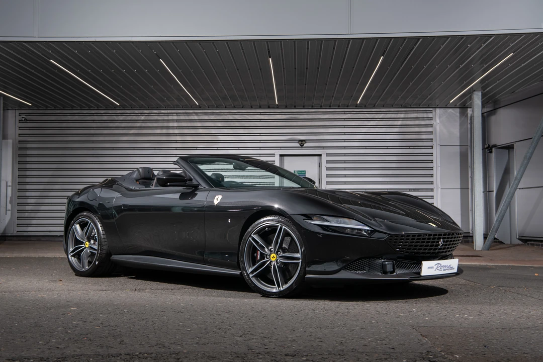 2024 Ferrari Roma Spider - Image 21 of 31