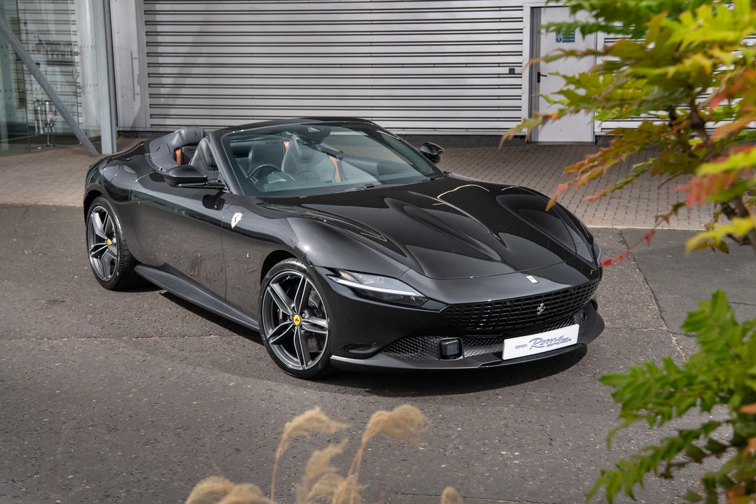 2024 Ferrari Roma Spider - Image 22 of 31