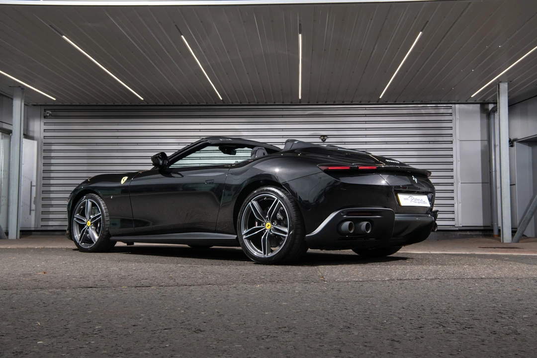 2024 Ferrari Roma Spider - Image 31 of 31