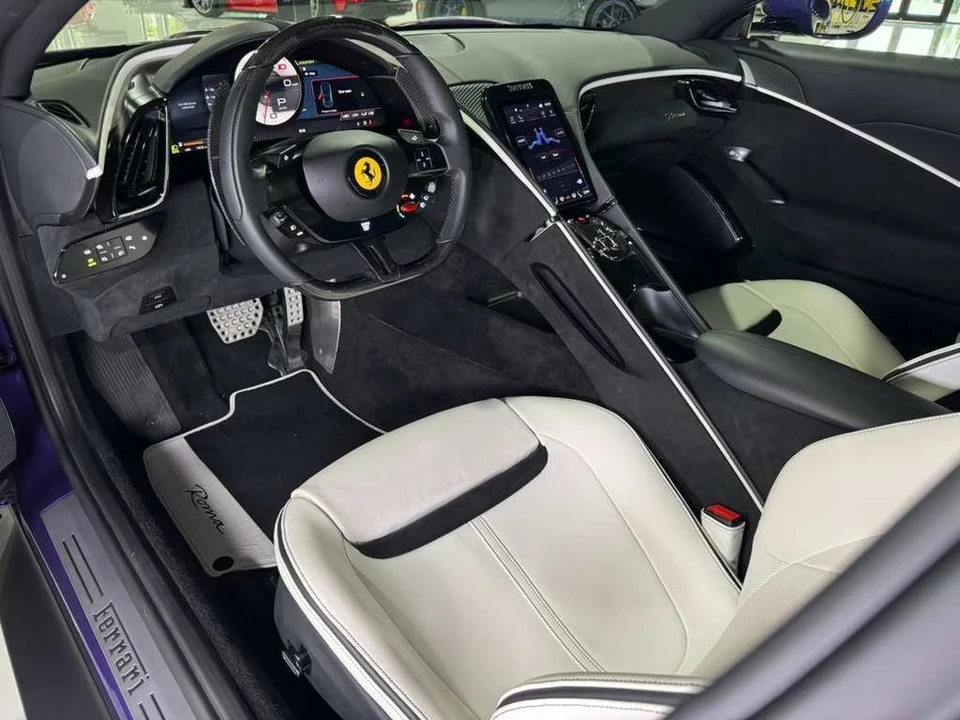 2024 Ferrari Roma - Image 9 of 12