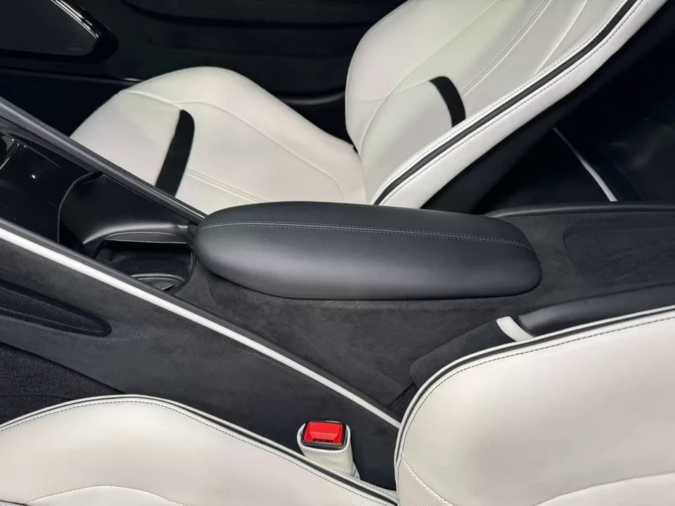 2024 Ferrari Roma - Image 21 of 21