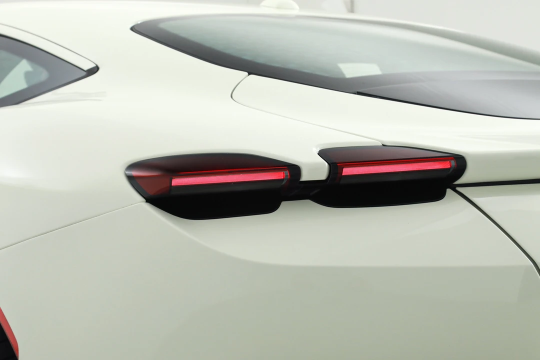 2024 Ferrari Roma - Image 16 of 31