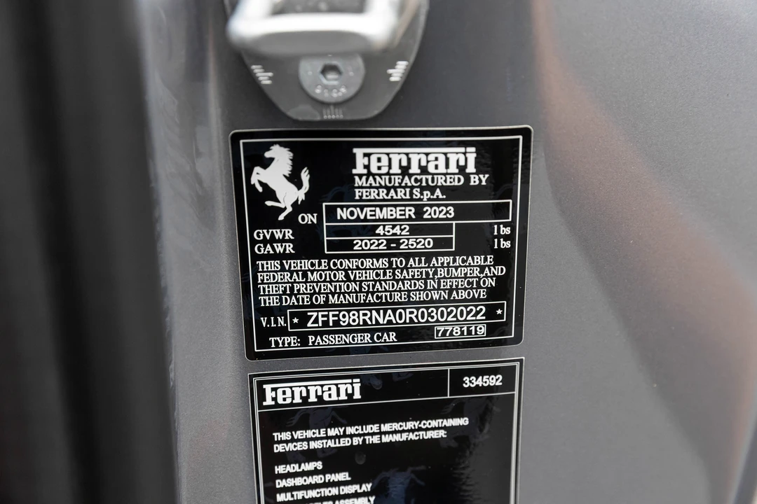 2024 Ferrari Roma - Image 19 of 31