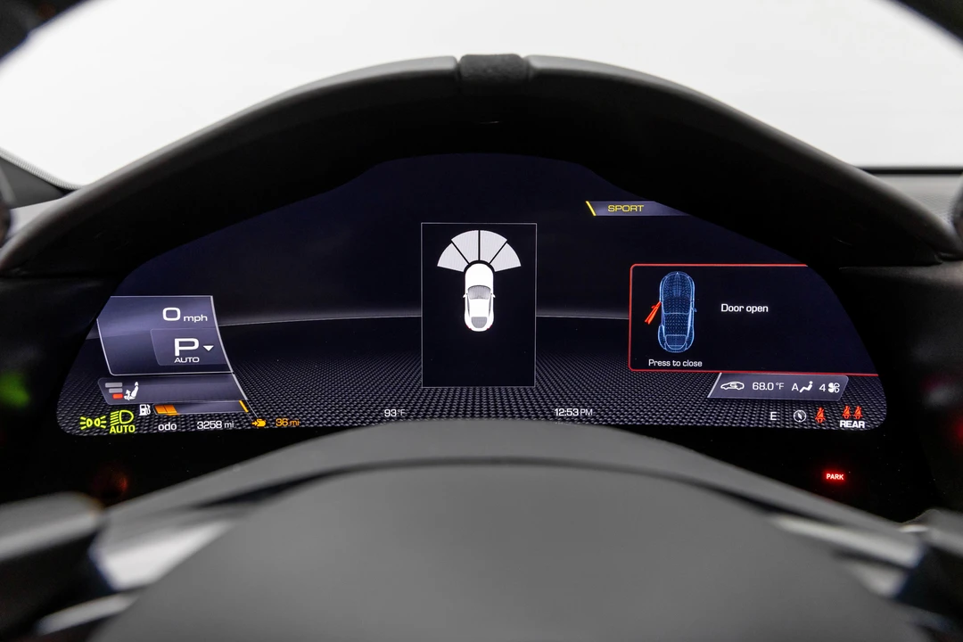 2024 Ferrari Roma - Image 24 of 31