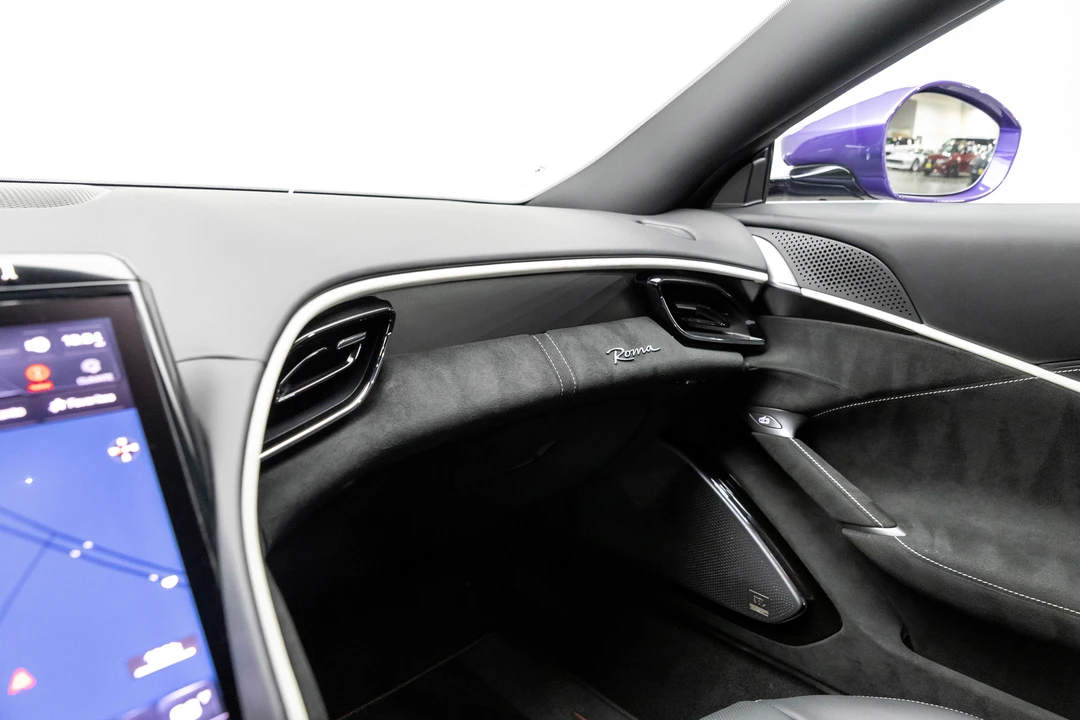 2024 Ferrari Roma - Image 30 of 31