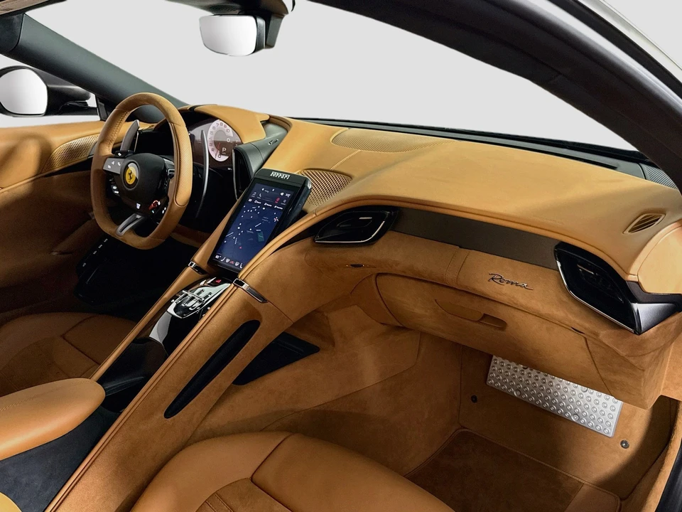 2024 Ferrari Roma - Image 17 of 25