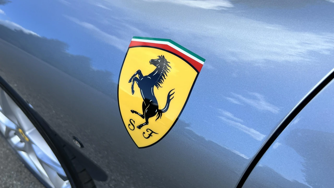 2024 Ferrari Roma - Image 26 of 31