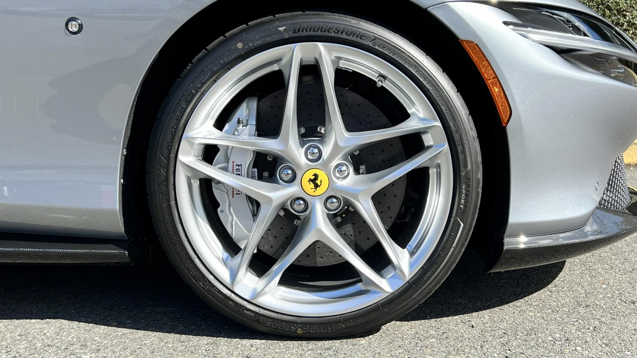 2024 Ferrari Roma - Image 31 of 31