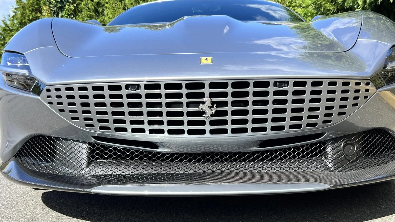 2024 Ferrari Roma - Image 15 of 31