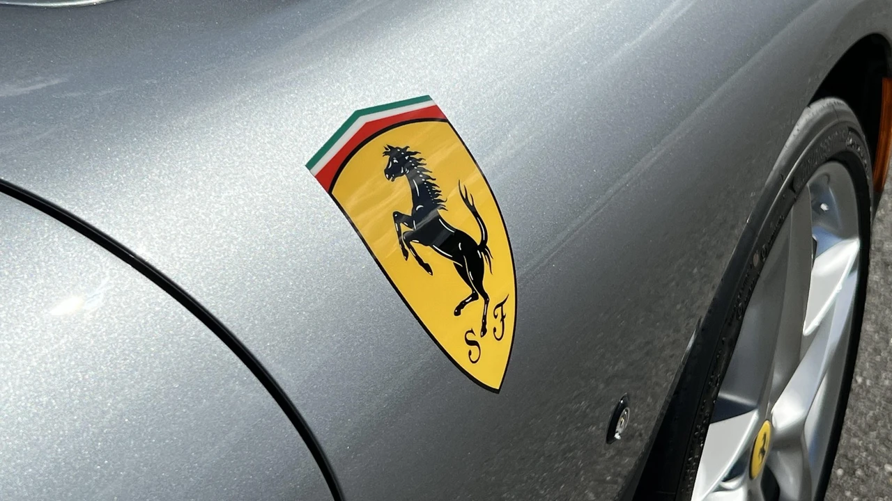 2024 Ferrari Roma - Image 27 of 31
