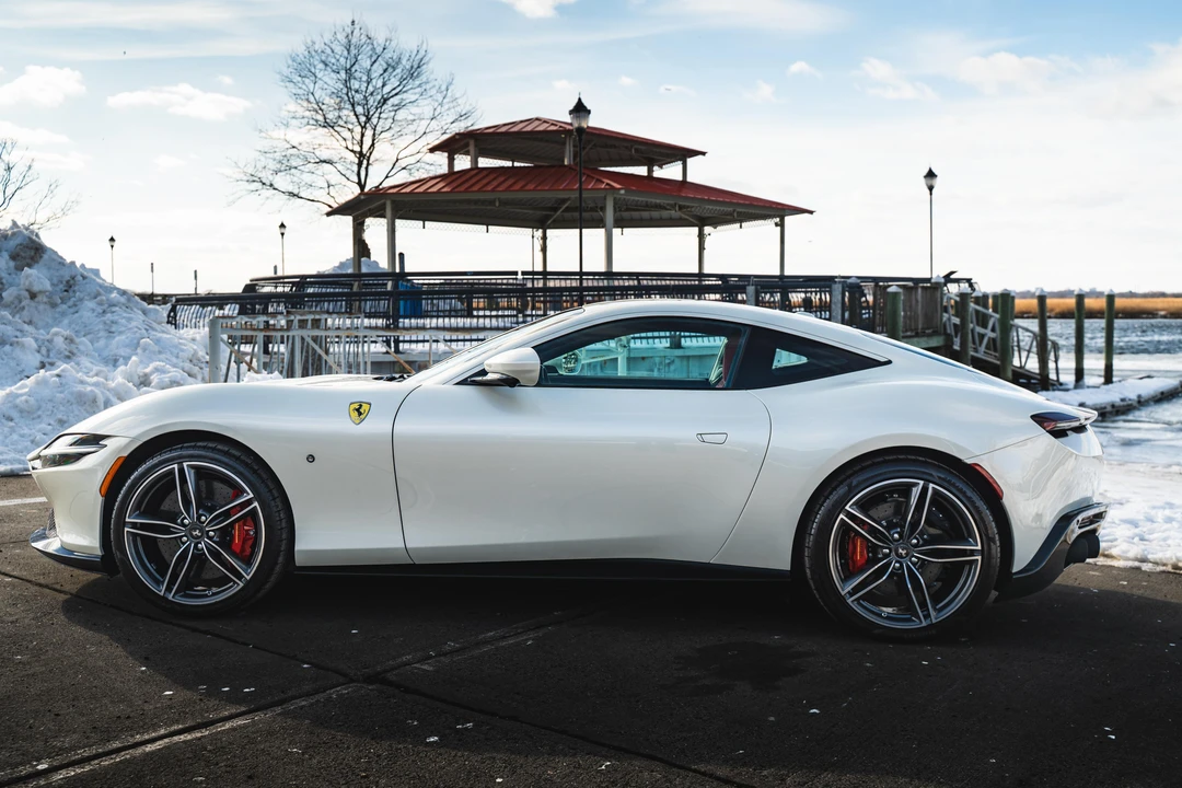 2024 Ferrari Roma - Image 7 of 31