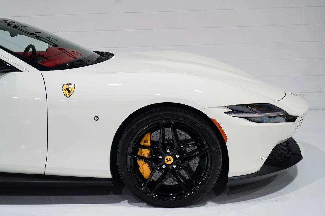 2024 Ferrari Roma - Image 22 of 31
