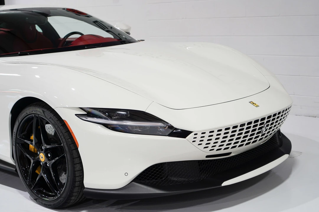 2024 Ferrari Roma - Image 23 of 31