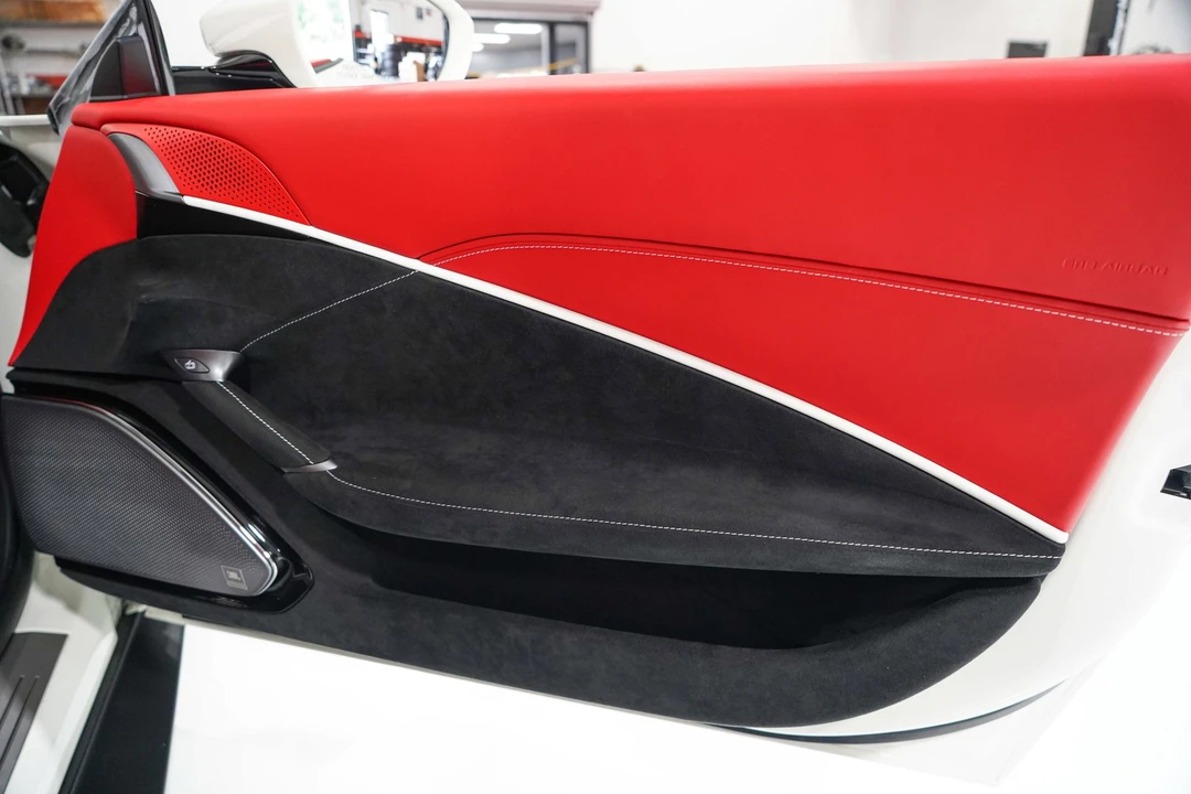 2024 Ferrari Roma - Image 19 of 31