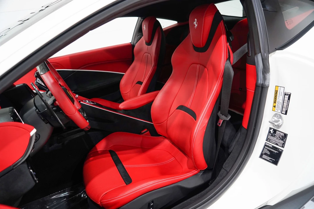 2024 Ferrari Roma - Image 9 of 31