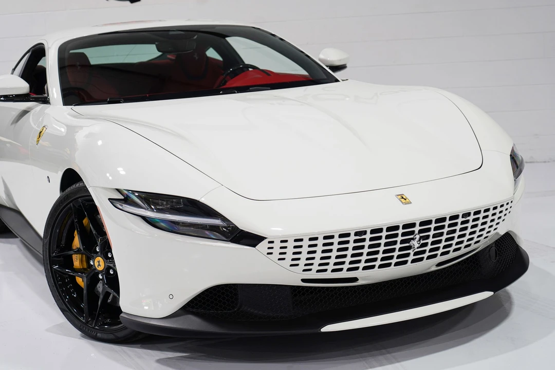 2024 Ferrari Roma - Image 25 of 31