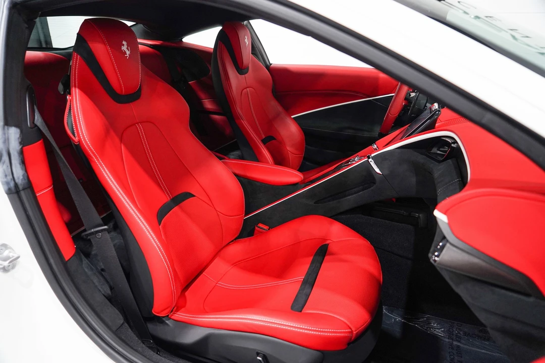 2024 Ferrari Roma - Image 17 of 31
