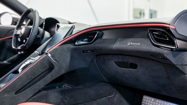 2024 Ferrari Roma - Image 8 of 15