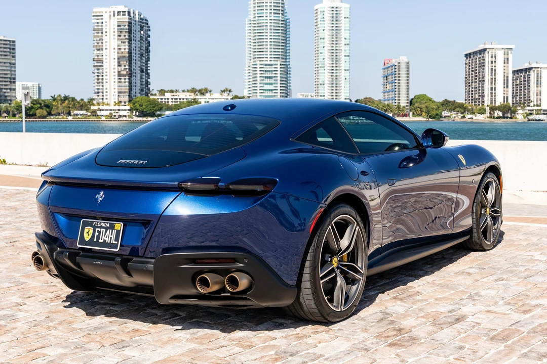 2024 Ferrari Roma - Image 14 of 31