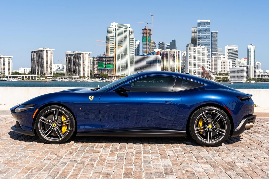 2024 Ferrari Roma - Image 10 of 31
