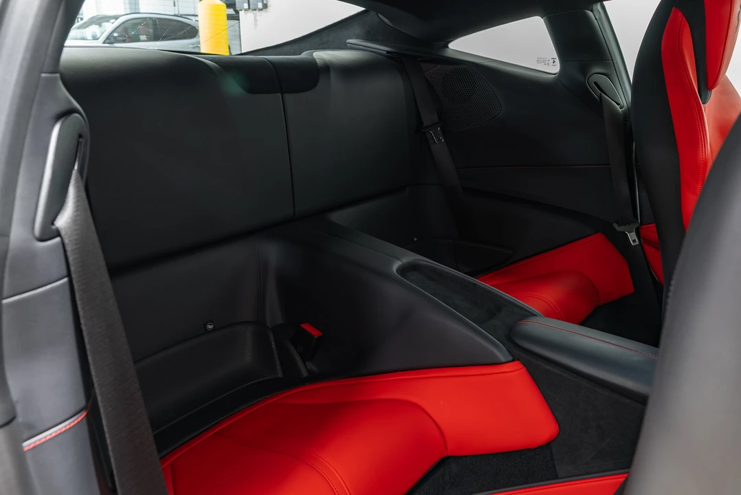 2024 Ferrari Roma - Image 30 of 31