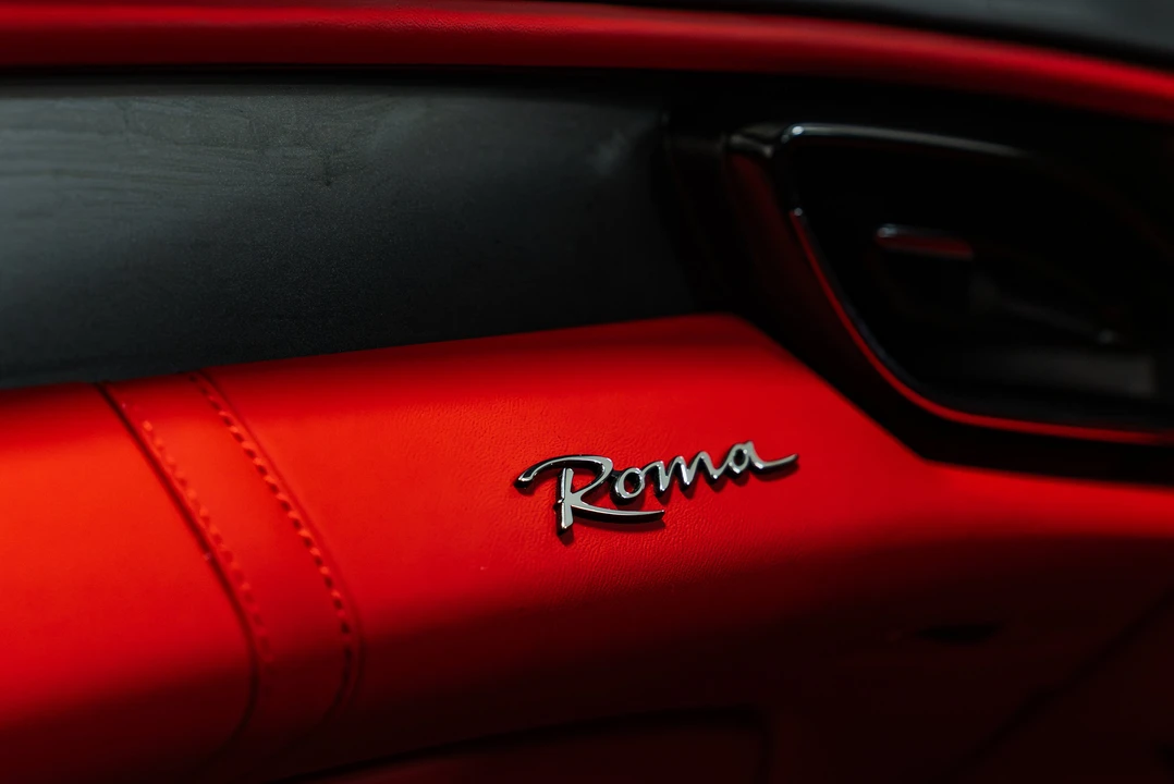 2024 Ferrari Roma - Image 29 of 31