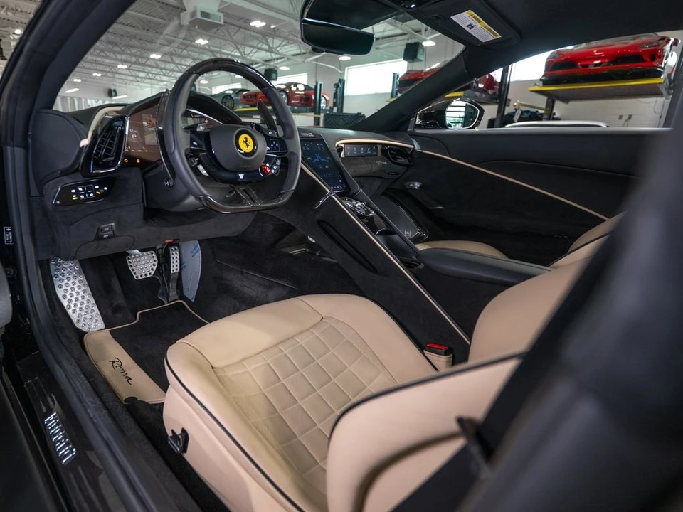 2024 Ferrari Roma - Image 22 of 31