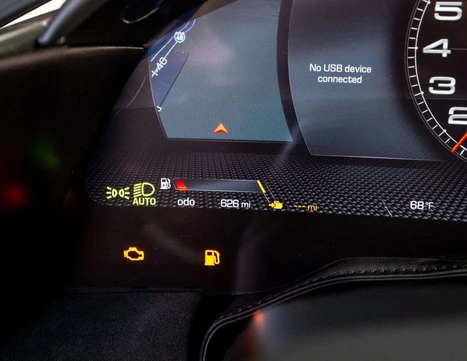 2024 Ferrari Roma - Image 28 of 31