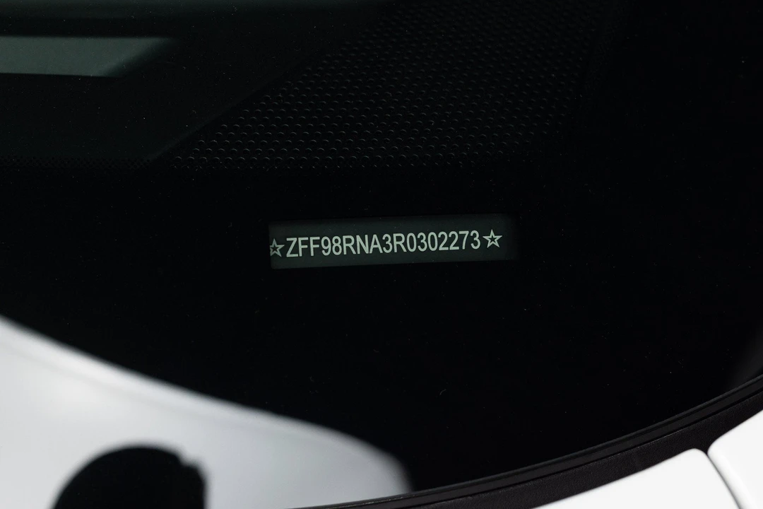 2024 Ferrari Roma - Image 30 of 31