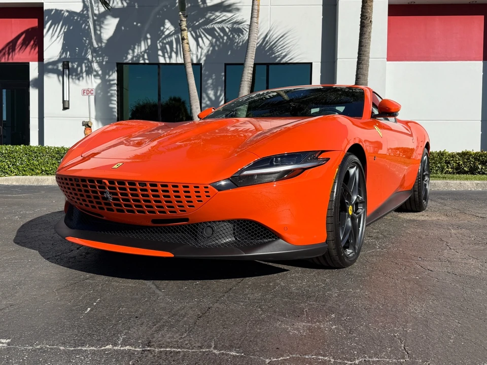 2024 Ferrari Roma - Image 8 of 21