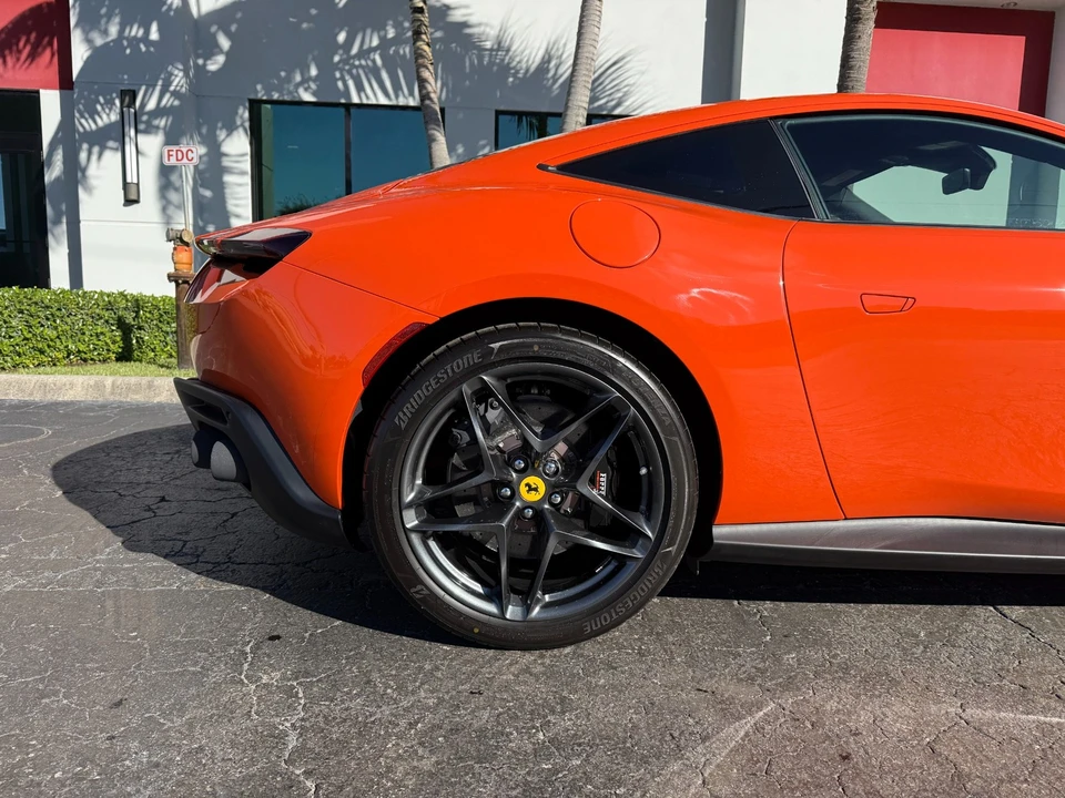 2024 Ferrari Roma - Image 4 of 21