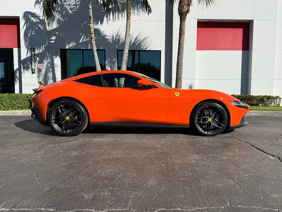 2024 Ferrari Roma - Image 2 of 21